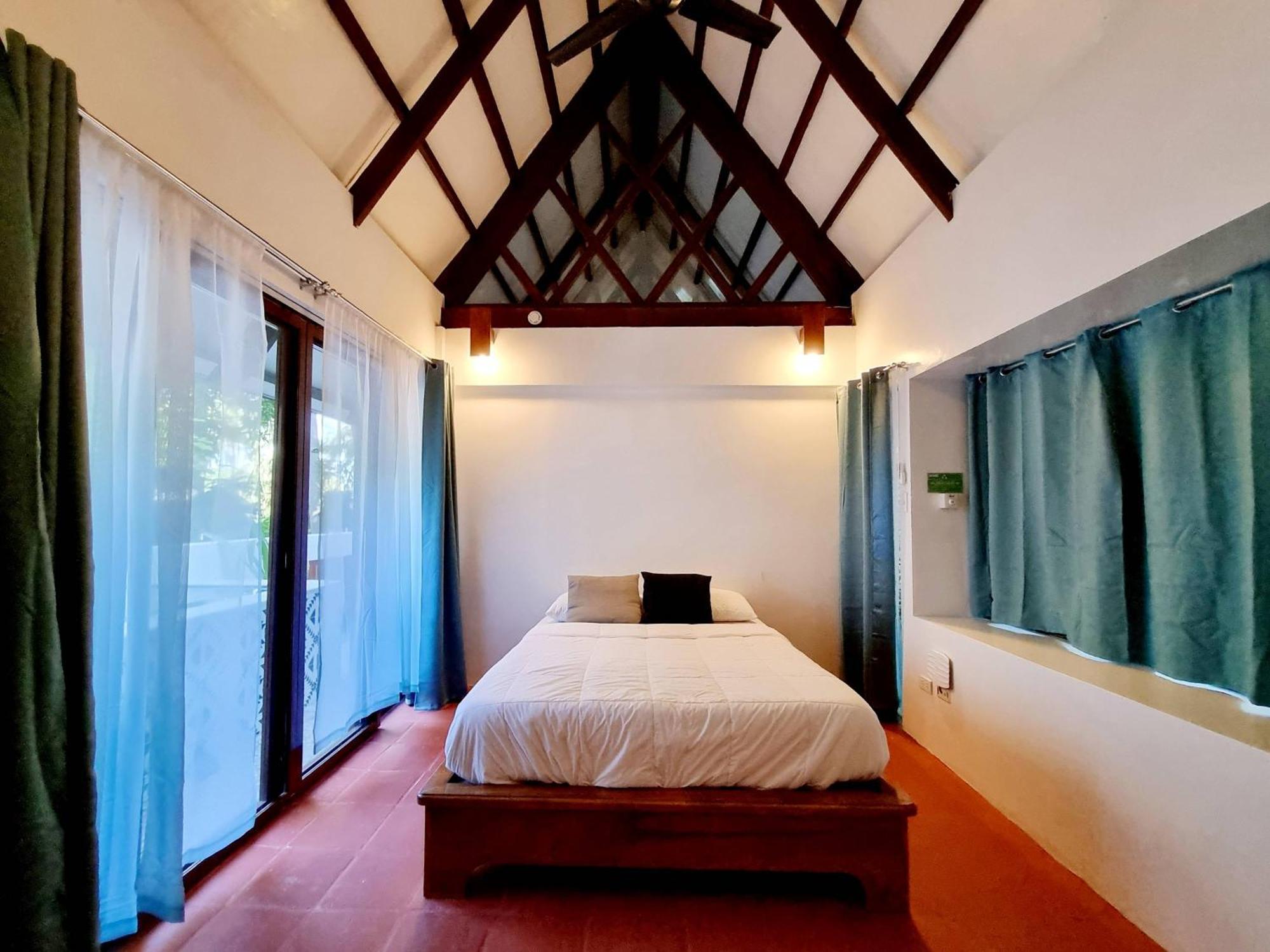 Casalay Boutique Villas & Dive Пуерто Галера Екстериор снимка
