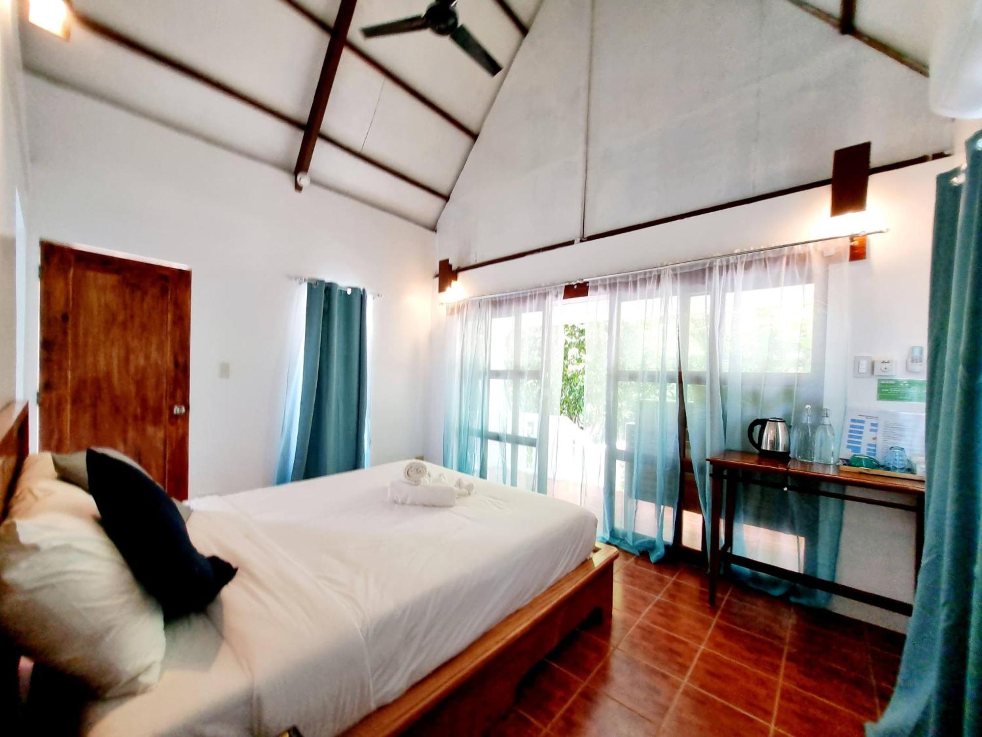 Casalay Boutique Villas & Dive Пуерто Галера Екстериор снимка